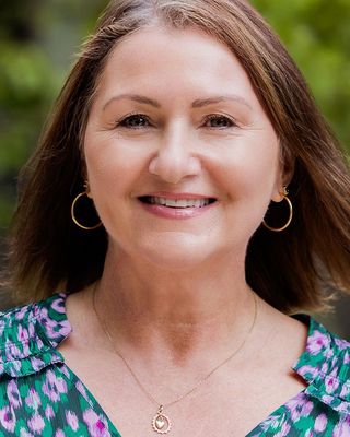 Photo of Kay Thomas, Counsellor, MBACP
