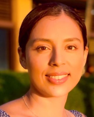 Photo of Roxana Hernandez, MS, LMFT, Marriage & Family Therapist