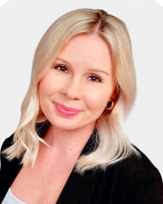 Photo of Anna Pavlov, Marriage & Family Therapist, LMFT