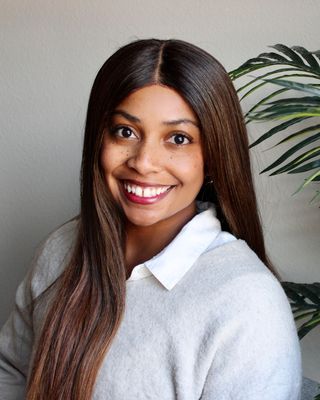 Photo of Aliyia Harris, Marriage & Family Therapist Associate, AMFT