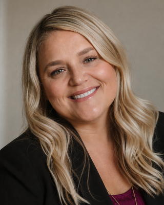 Photo of Laura Wingard, Marriage & Family Therapist, MA, MS, LMFT