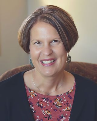 Photo of Christina Owens, Counselor in Circle Pines, MN