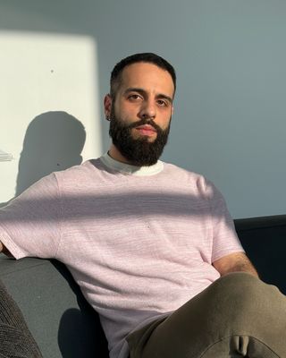 Photo of Serhan Avci, Counsellor, MNCPS Acc.