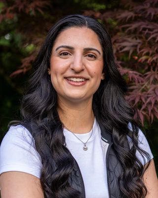 Photo of Aliya Senghera, Counsellor, RCC