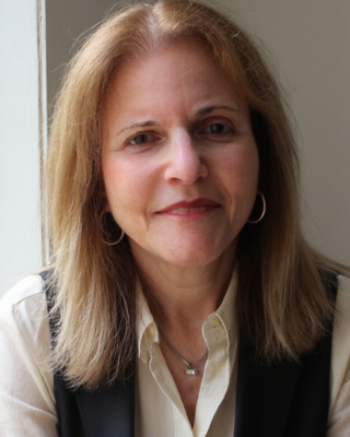 Photo of Dr. Robyn J Cooper, Psychologist, MA, PsyD