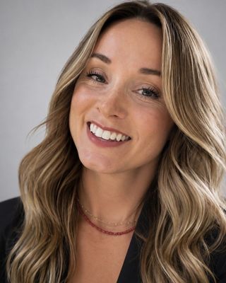 Photo of Ashley L Mohlhenrich, Clinical Social Work/Therapist, MSW, LCSW