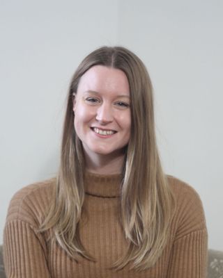 Photo of Amanda VanNoppen, Registered Psychotherapist, RP, CCC
