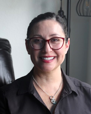 Photo of Gabriela Fernandez, Marriage & Family Therapist, LMFT