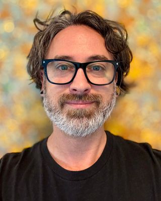 Photo of Derian Julihn, Counsellor, RCC