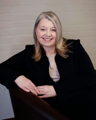 Photo of LeeAnne Leister, Counsellor, MC, CCC