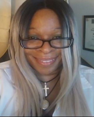 Photo of Lorraine Tillman, Pre-Licensed Professional, LMSW