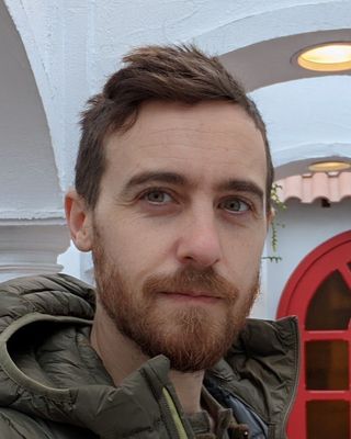 Photo of Lincoln Grey, Registered Psychotherapist, BA