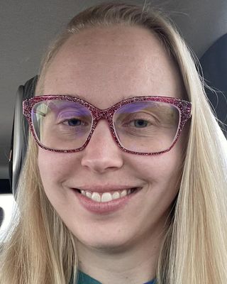 Photo of Kelsey Litterer, Counselor, t-LMHC