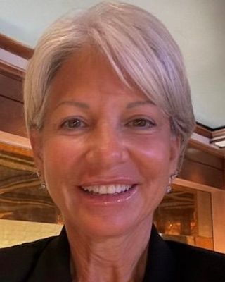 Photo of Linda Comin, Psychologist, PsyD, MA, RN