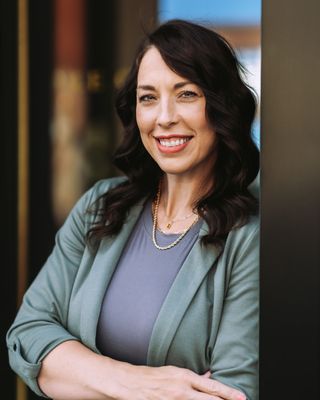 Photo of Kelsey Burr, Psychiatric Nurse Practitioner, DNP, PMHNP