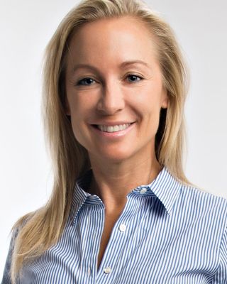 Photo of Dr. Lara Dye, Psychologist, PhD, CSAT