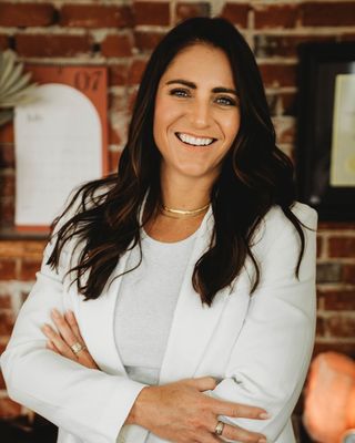 Photo of Stephanie Carlsen, Licensed Professional Counselor, MA, LPC, RYT