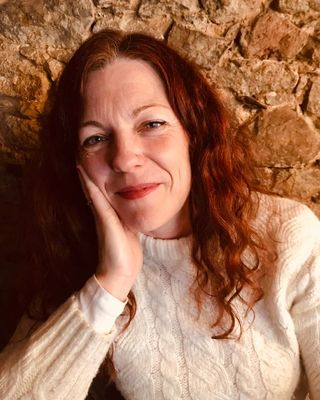 Photo of Noeleen Beedle, Psychotherapist, MBACP