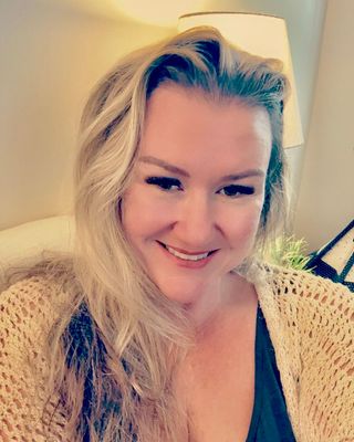 Photo of Lesa Brenner, Clinical Social Work/Therapist, LMSW