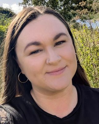 Photo of Jade Brophy, Counsellor, MNCPS Acc.