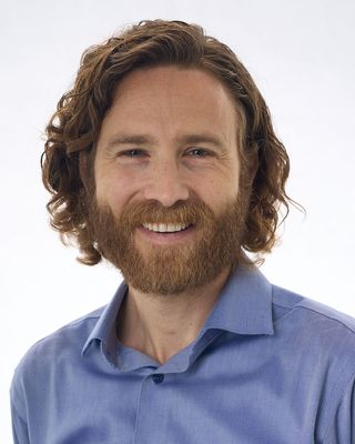 Photo of Dorian Rolston, Clinical Social Work/Therapist, MFA, LMSW