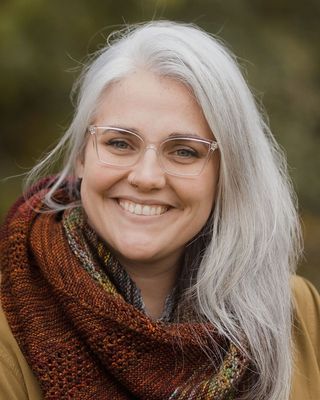 Photo of Amie Latta, MDiv, Registered Psychotherapist