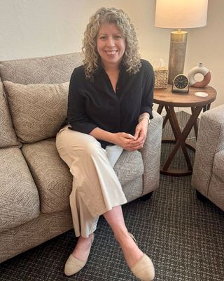 Photo of Angela Robinson, Licensed Professional Counselor Candidate, MA, LPCC, NCC