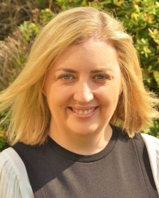 Photo of Jennifer Hogan, Psychotherapist, MBABCP