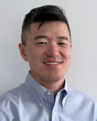 Photo of York Teng, Psychiatrist, MD