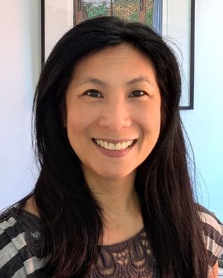 Photo of Carolyn Choy, Psychotherapist, MSc, PACFA