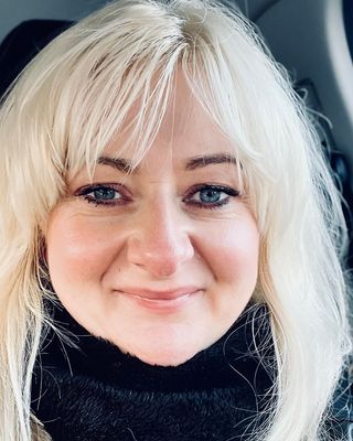 Photo of Eve Barker, Counsellor, MBACP
