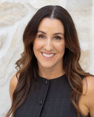Photo of Veronica Viesca, Marriage & Family Therapist, PhD, LMFT