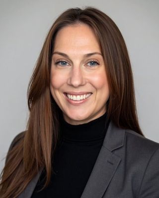 Photo of Wendy van Es, Registered Psychotherapist, BA Hons, MACP
