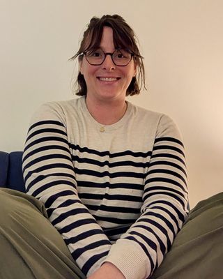 Photo of Kat Boman, Clinical Social Work/Therapist, LSCSW, LMSW