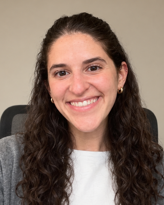 Photo of Alexa Pellenberg, Marriage & Family Therapist, LMFT