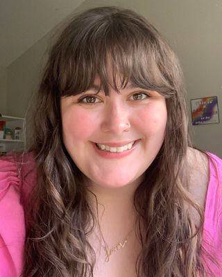 Photo of Lex Hayman, Pre-Licensed Professional, LMSW