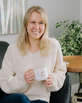 Photo of Stephanie Kaczer, Registered Psychotherapist (Qualifying)