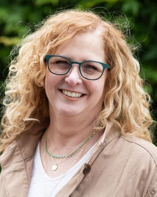 Photo of Tracey L Mofidi, Counselor, MS, LMHC, EDRIA, MHP