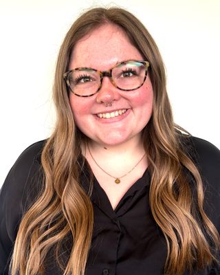 Photo of Mackenzie Ohman, Marriage & Family Therapist Associate, M.S.