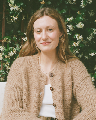 Photo of Isabel Lasker, Marriage & Family Therapist Associate, MA, AMFT