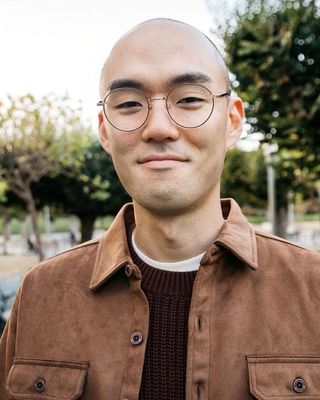 Photo of Young Lee, Marriage & Family Therapist Associate, AMFT