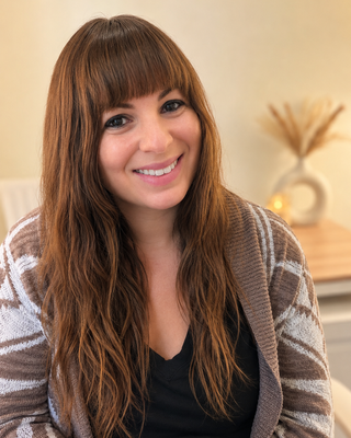 Photo of Emily Dillon - Emily Dillon:Therapy for Anxiety, Burnout & Stress, Clinical Social Work/Therapist, LCSW, PPSC