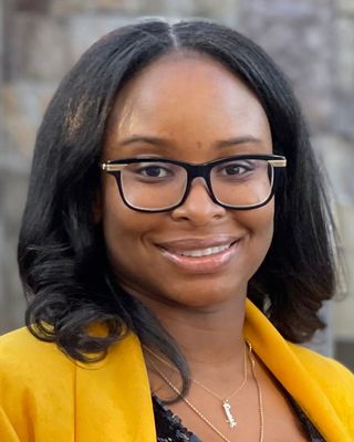 Photo of Dominique Miller, Clinical Social Work/Therapist, LCSW