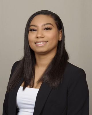 Photo of Jasmine Price, Counselor, LPC