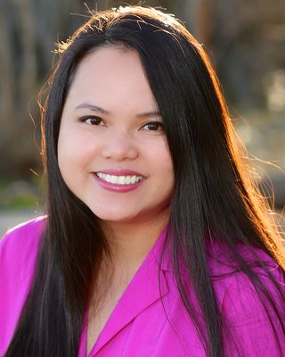 Photo of Quynh Pham, Clinical Social Work/Therapist in Huntington Beach, CA