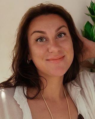 Photo of Erika Seward, Registered Mental Health Counselor Intern, MS, RMHCI