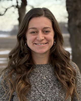Photo of Danielle Leonard, Clinical Social Work/Therapist, LICSW