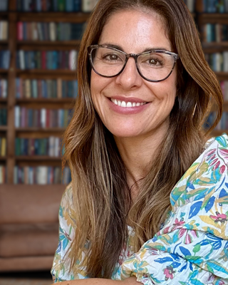 Photo of Beatriz Lloret, Licensed Professional Counselor, MA, LPC