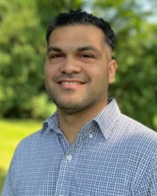 Photo of Omar Seguinot Quintana, Clinical Social Work/Therapist, LICSW