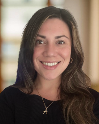 Photo of Alexandria Palomaria, Marriage & Family Therapist, LMFT